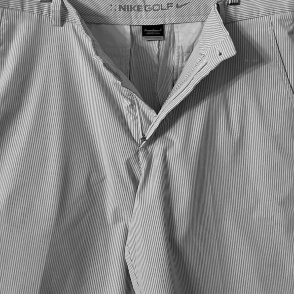 NIKE GOLF MENS SIZE 36 GRAY WHITE STRIPED FLAT FRONT GOLF SHORTS - Picture 4 of 5